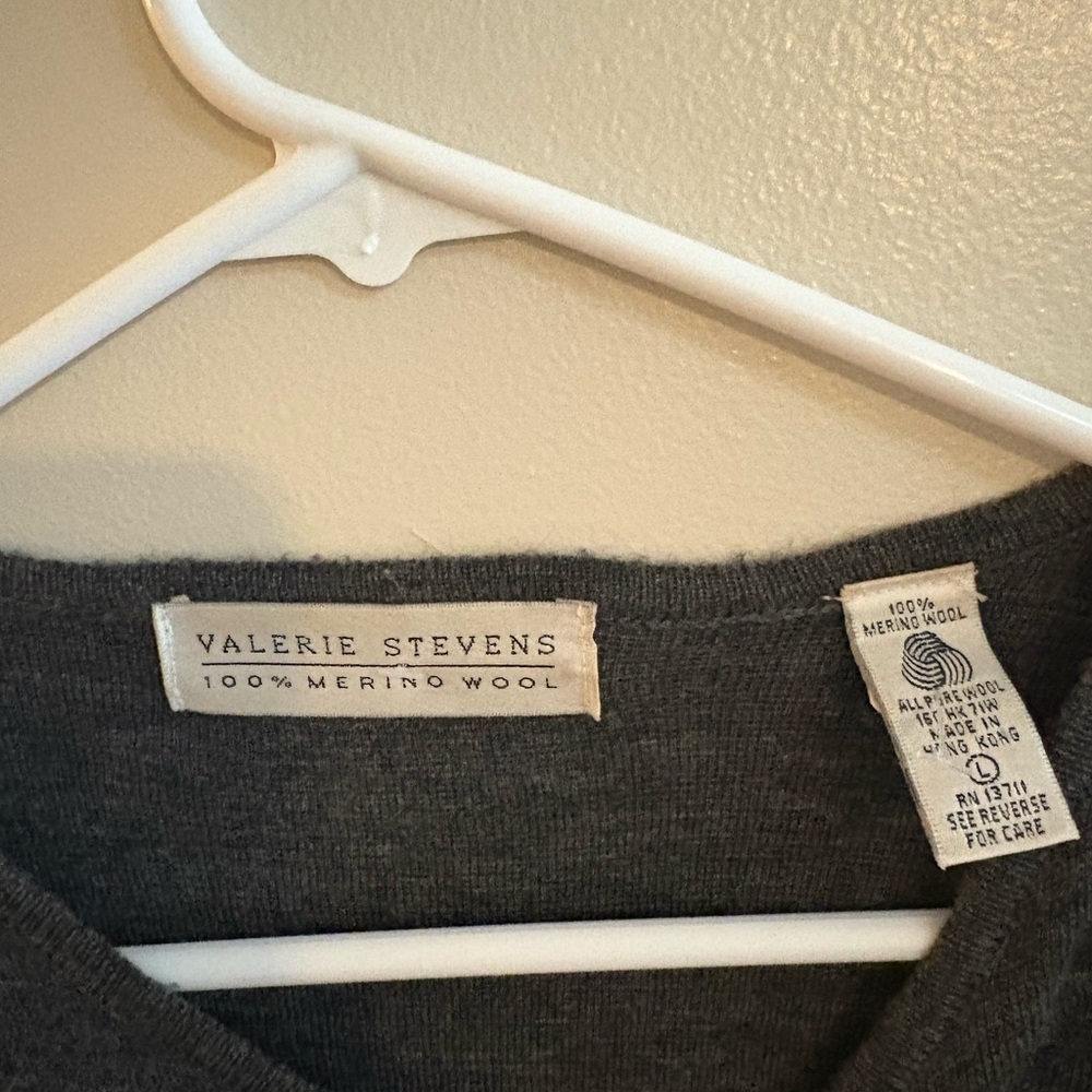 Valerie Stevens Charcoal Crew Neck Sweater - Picture 4 of 5